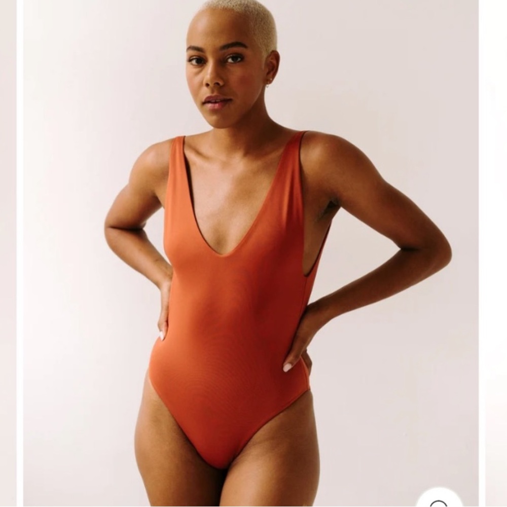 Londre the Minimalist suit one-piece